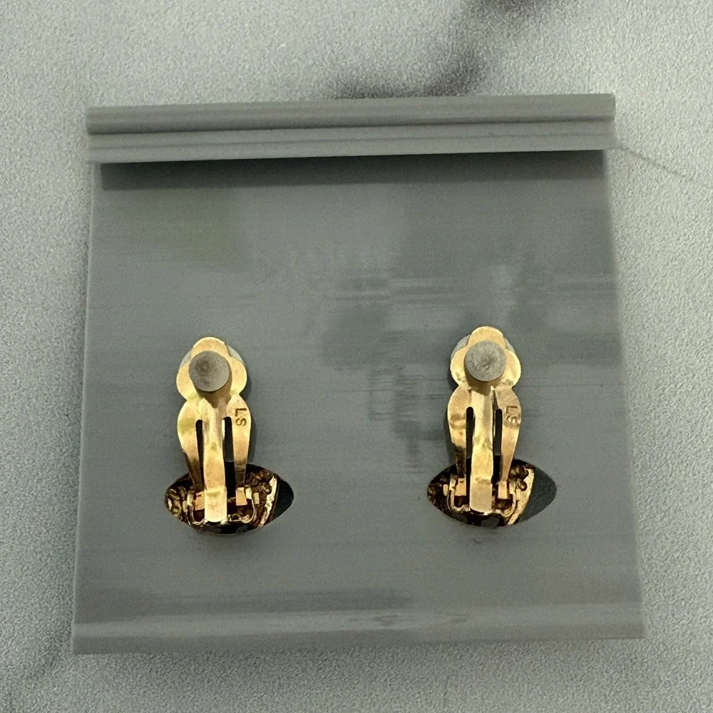 Vintage LS Clip On Earrings Cabochon Amber Faux Gemstones Lace Gold Tone
